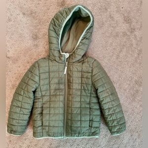 Cat & Jack Boy’s Microfleece Lined Puffer Jacket in Olive Green, Size XS